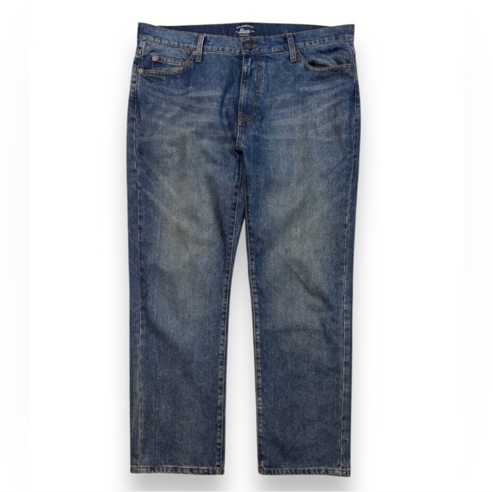 G. H. BASS & CO. Camden Straight Leg Denim Jeans 36 x 30